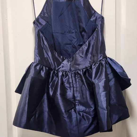 Lulu’s Navy Ruffle Peplum Party Top – Size M. Peplum,party, Glam. Shimmer. - Picture 6 of 6
